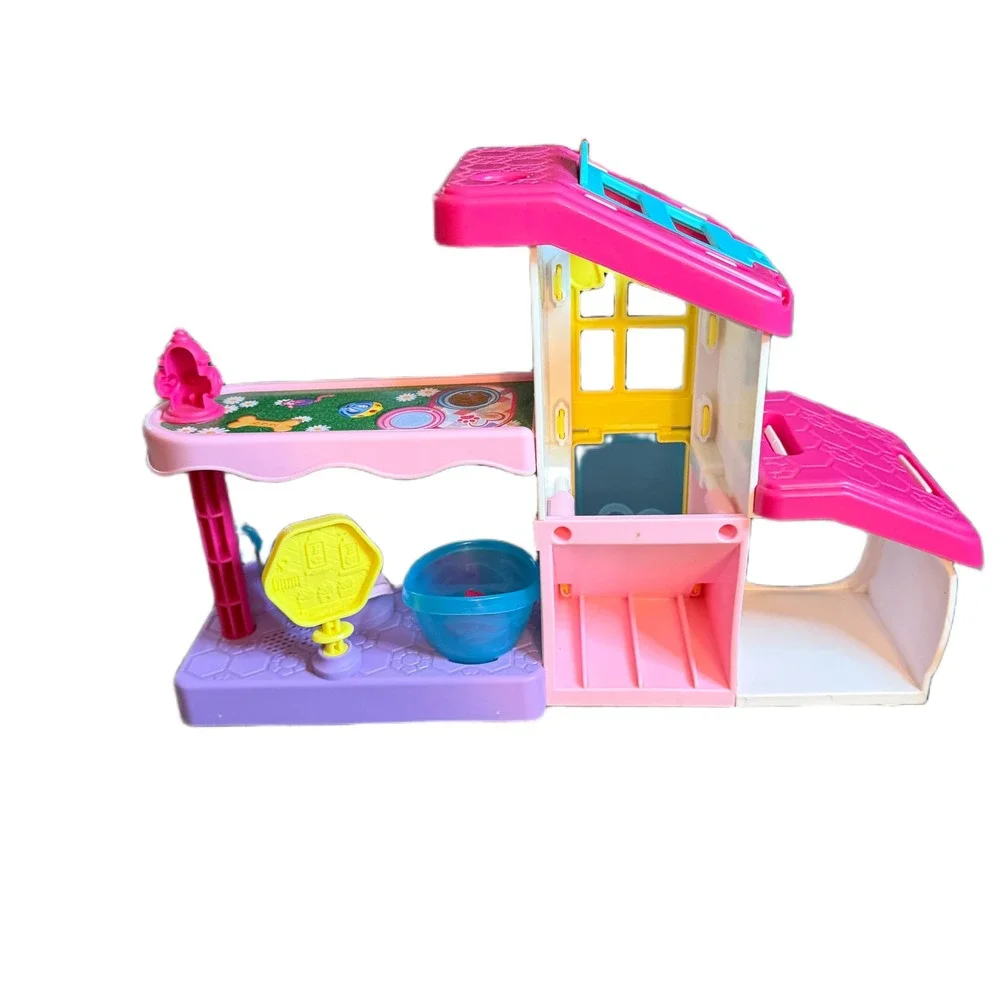 Fisher Price Little People Barbie Pet‎ Grooming Boutique and Animal Stable Set